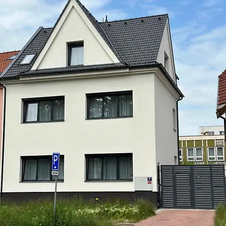 아파트 Rezidence Kbely - Free Parking